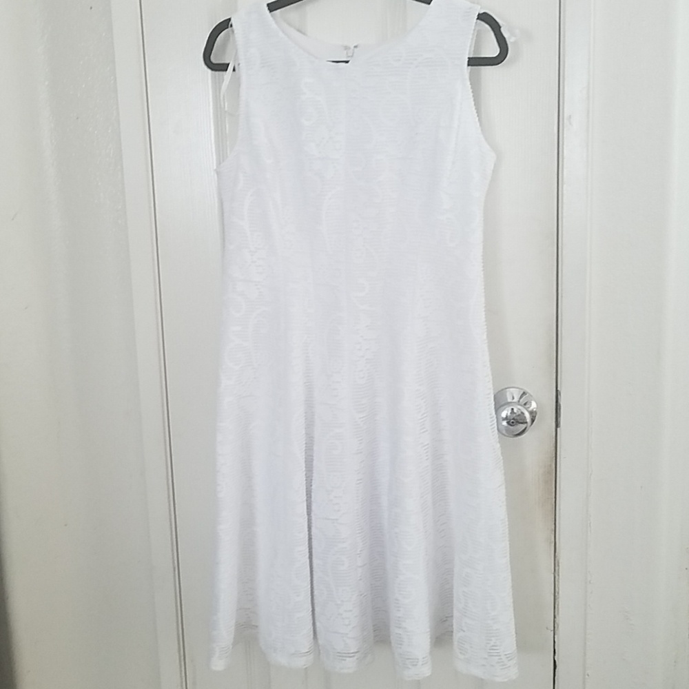 Dress fit and flair